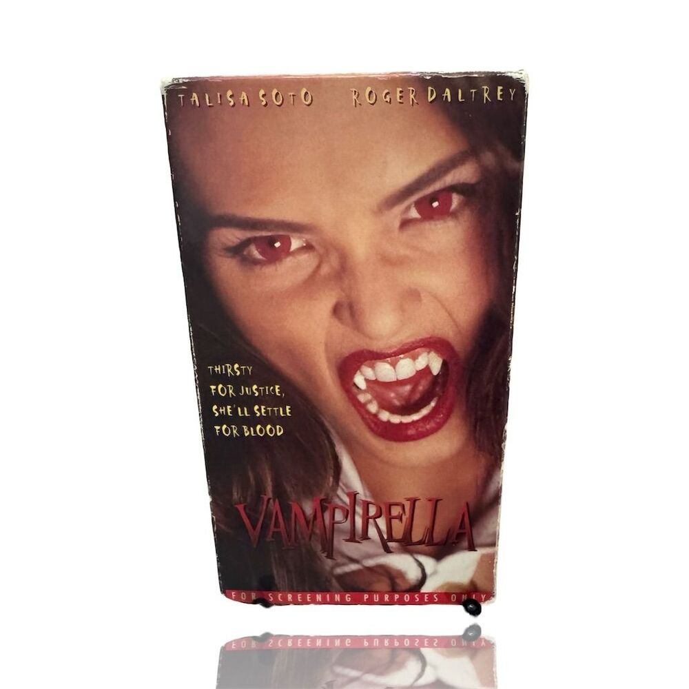 Vampirella VHS 1996 Horror Cult Film Talisa Soto Roger Daltrey R Rated